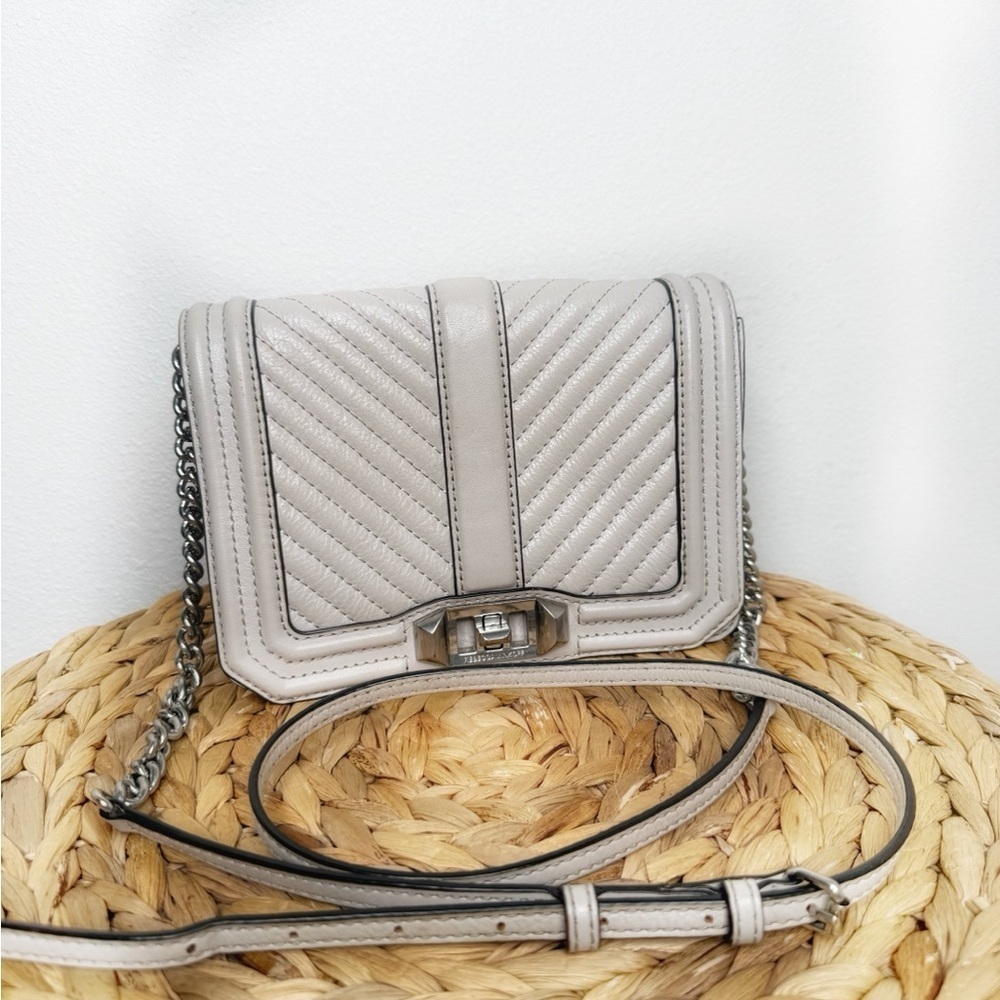 Rebecca Minkoff Purse Chevron Quilted Small Love Crossbody in Perla Pale Grey - Picture 3 of 14